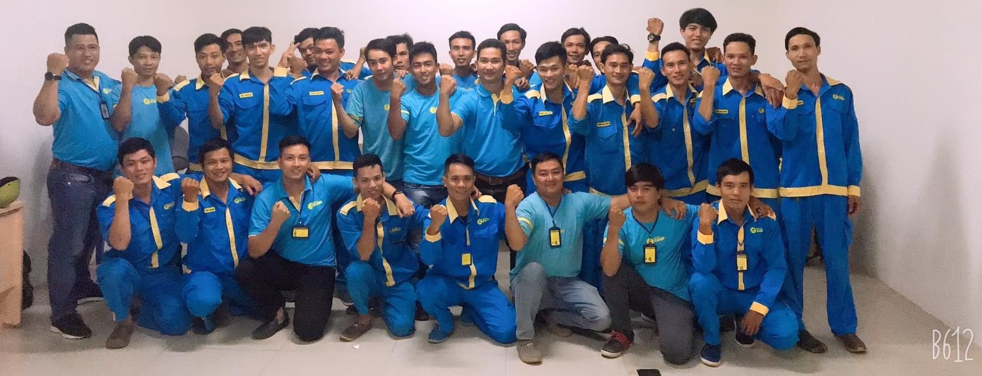 Nhân viên điện máy
